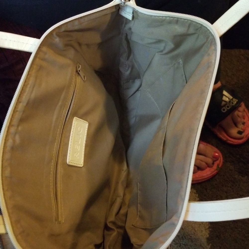 Purse - Picture 3 of 5